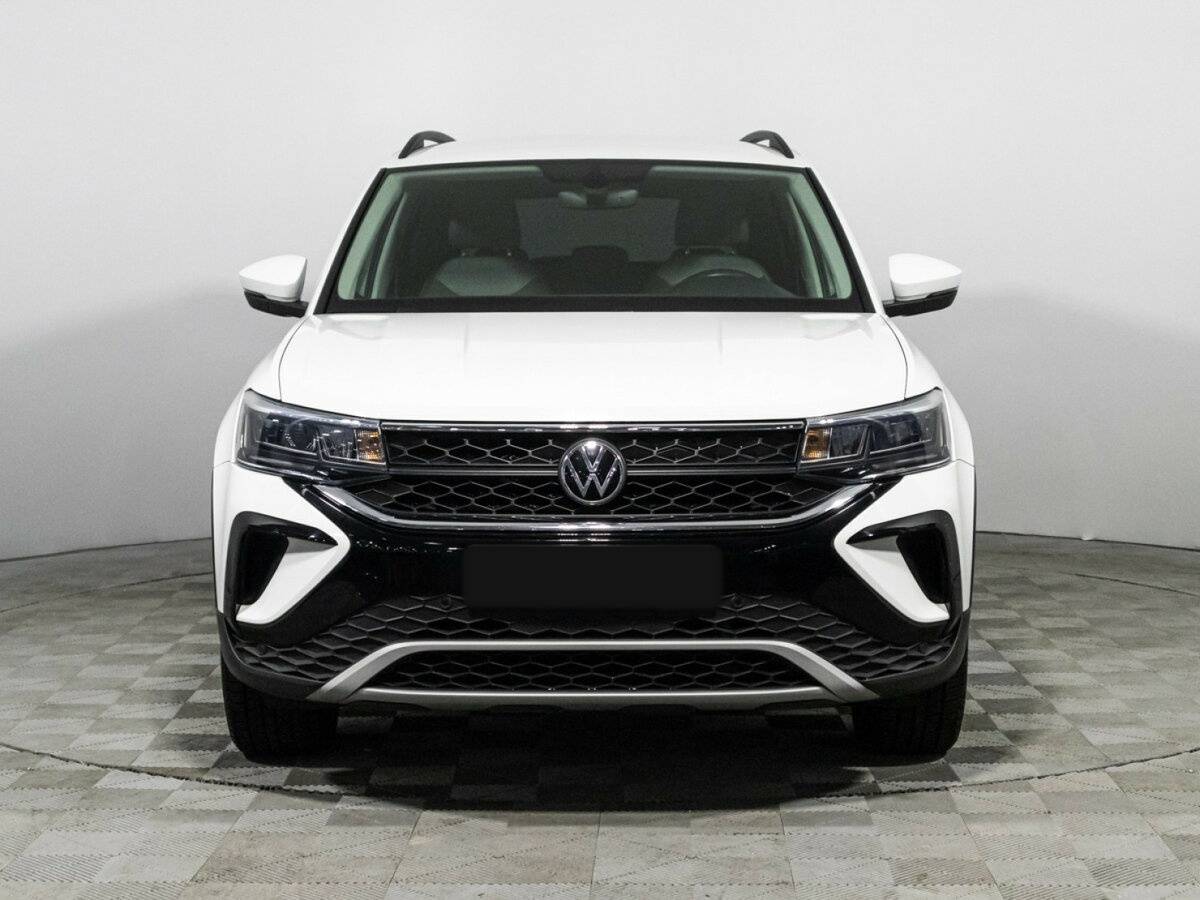Volkswagen Taos б/у, 2021, Автоматическая. Фото: #1