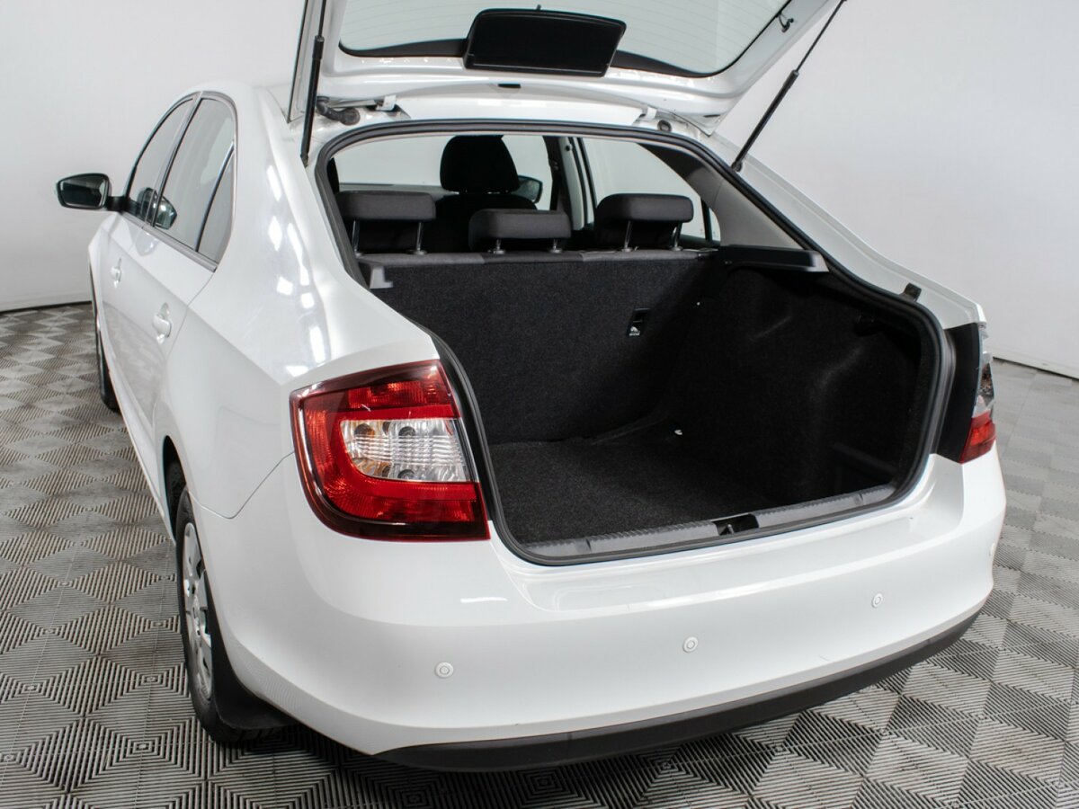 Skoda Rapid б/у, 2017, Механическая. Фото: #12