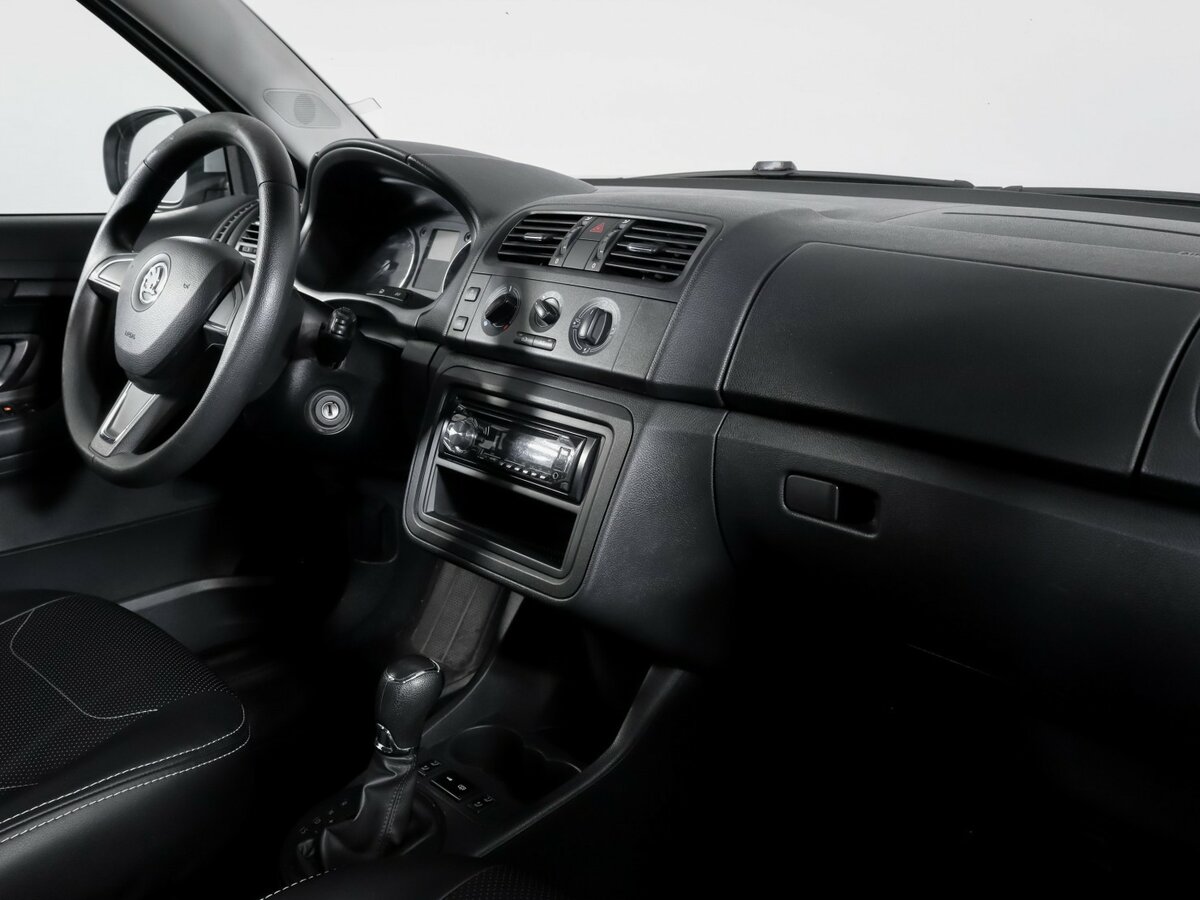 Шкода Фабия б/у, 2014, Автоматическая. Фото: #6