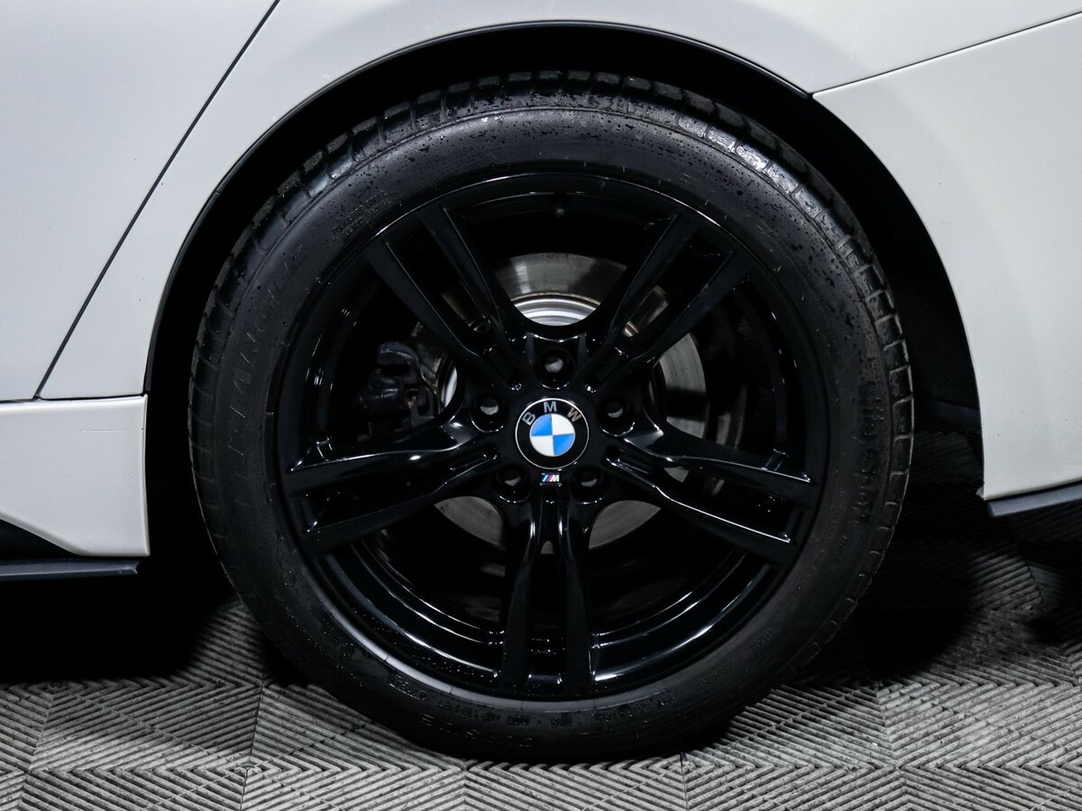 BMW 3 серии б/у, 2016, Автоматическая. Фото: #11