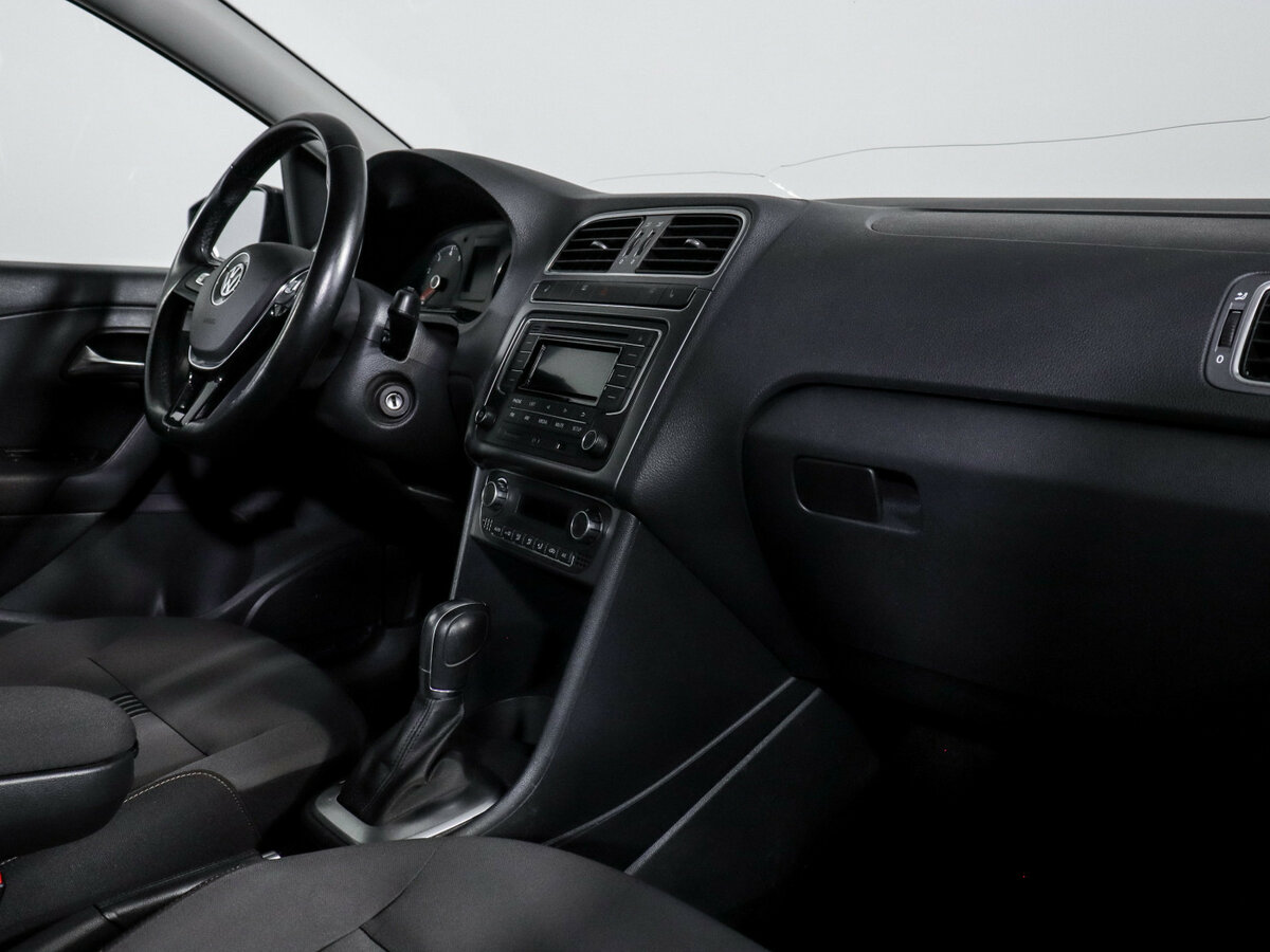 Фольксваген Поло б/у, 2016, Автоматическая. Фото: #6