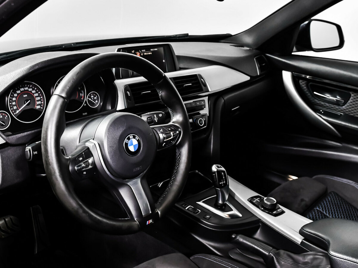 BMW 3 серии б/у, 2016, Автоматическая. Фото: #11