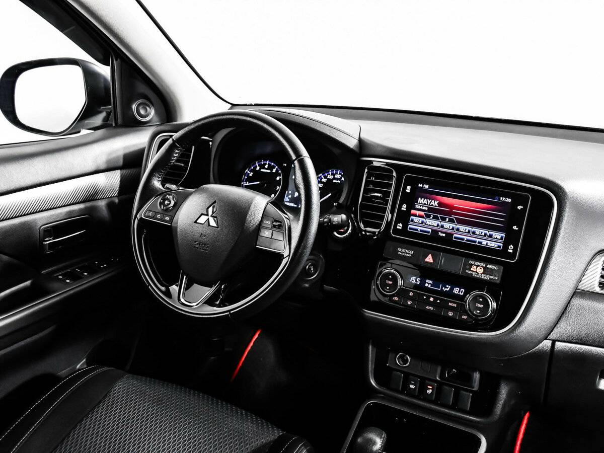 Mitsubishi Outlander б/у, 2018, Вариатор. Фото: #6