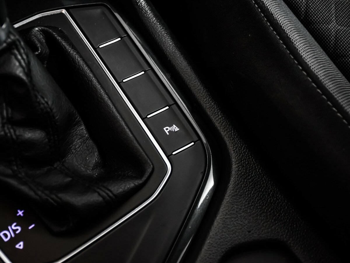 Фольксваген Тигуан б/у, 2017, Роботизированная. Фото: #12