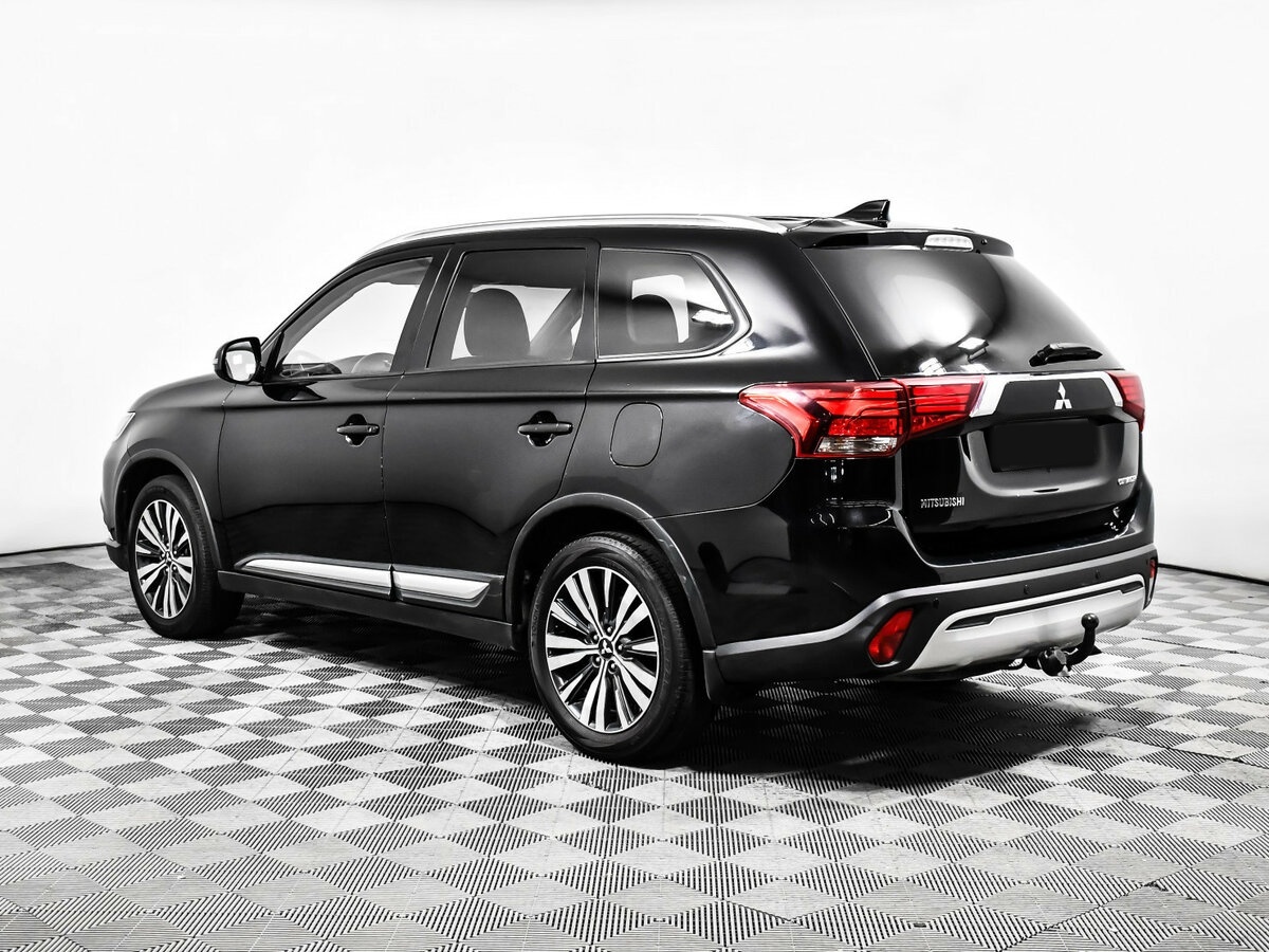 Mitsubishi Outlander б/у, 2018, Вариатор. Фото: #5