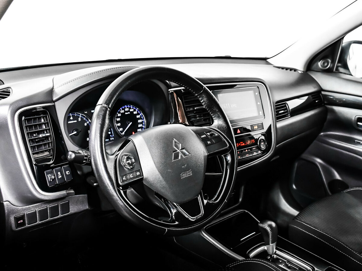 Mitsubishi Outlander б/у, 2018, Вариатор. Фото: #9
