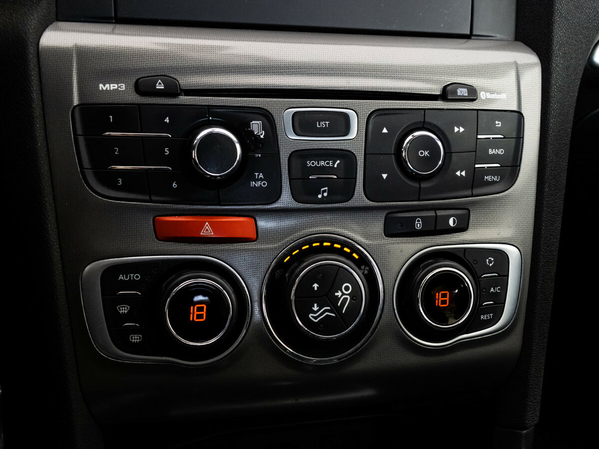 Ситроен Ц4 б/у, 2018, Автоматическая. Фото: #9