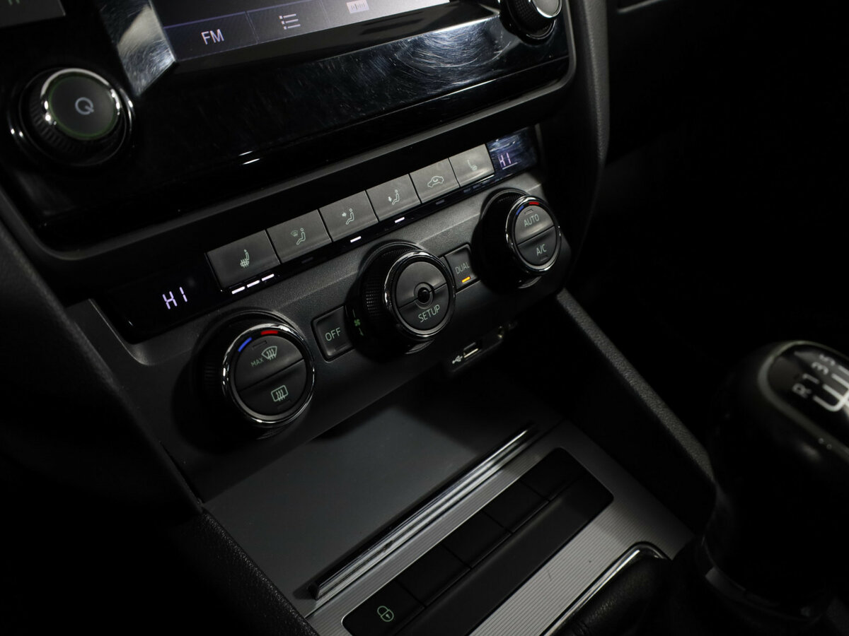 Skoda Octavia б/у, 2013, Механическая. Фото: #17