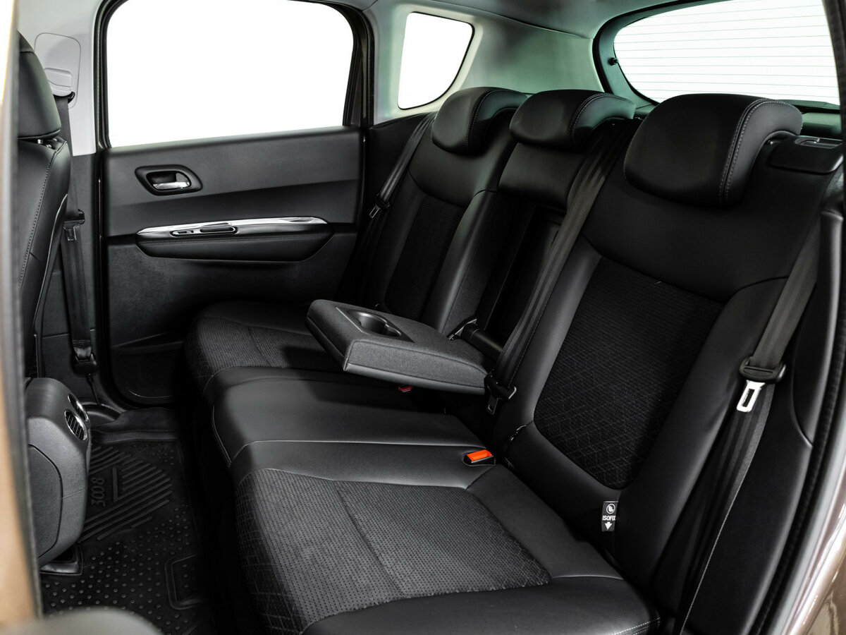 Пежо 3008 б/у, 2014, Механическая. Фото: #14