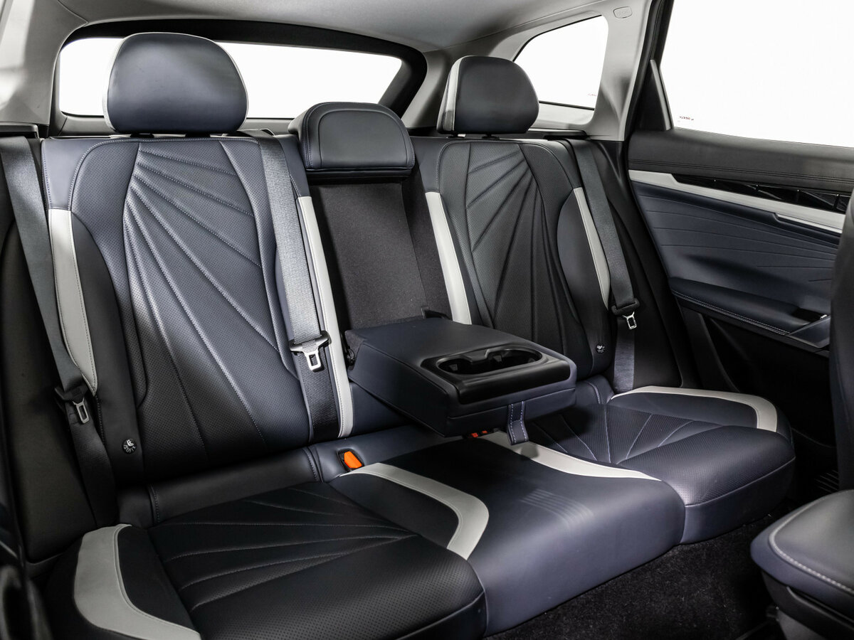 Джили Атлас б/у, 2023, Роботизированная. Фото: #19