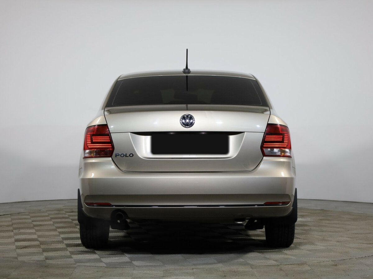 Volkswagen Polo б/у, 2017, Механическая. Фото: #2