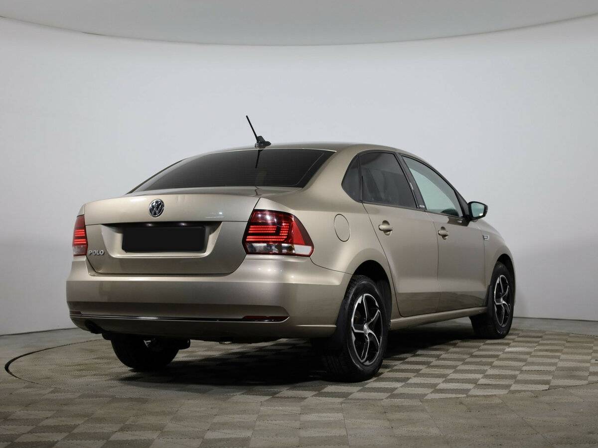 Volkswagen Polo б/у, 2017, Механическая. Фото: #3