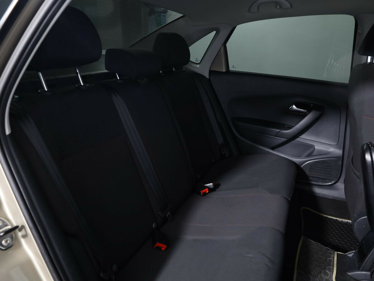 Volkswagen Polo б/у, 2017, Механическая. Фото: #11