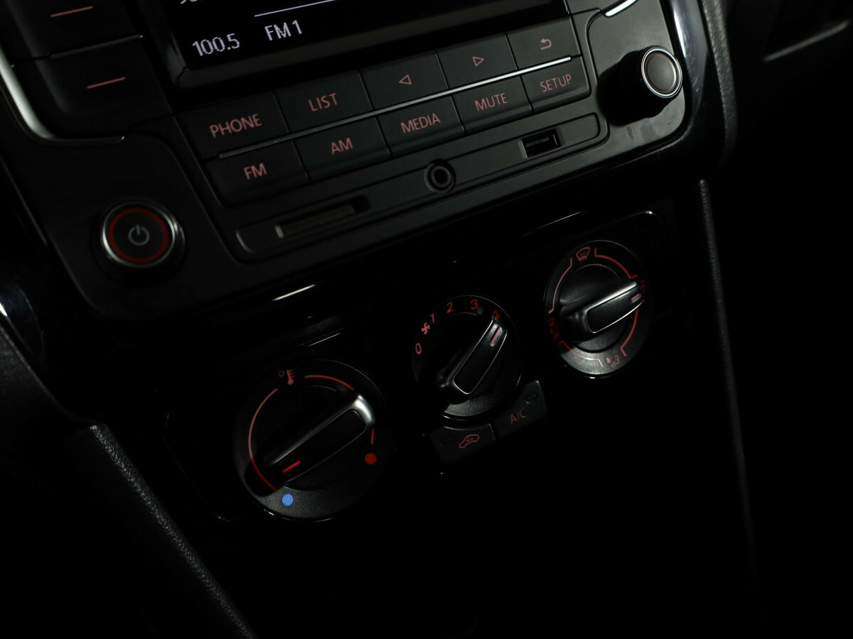 Volkswagen Polo б/у, 2017, Механическая. Фото: #14