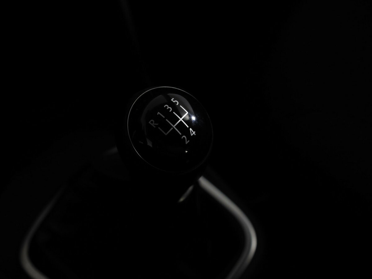 Volkswagen Polo б/у, 2017, Механическая. Фото: #15