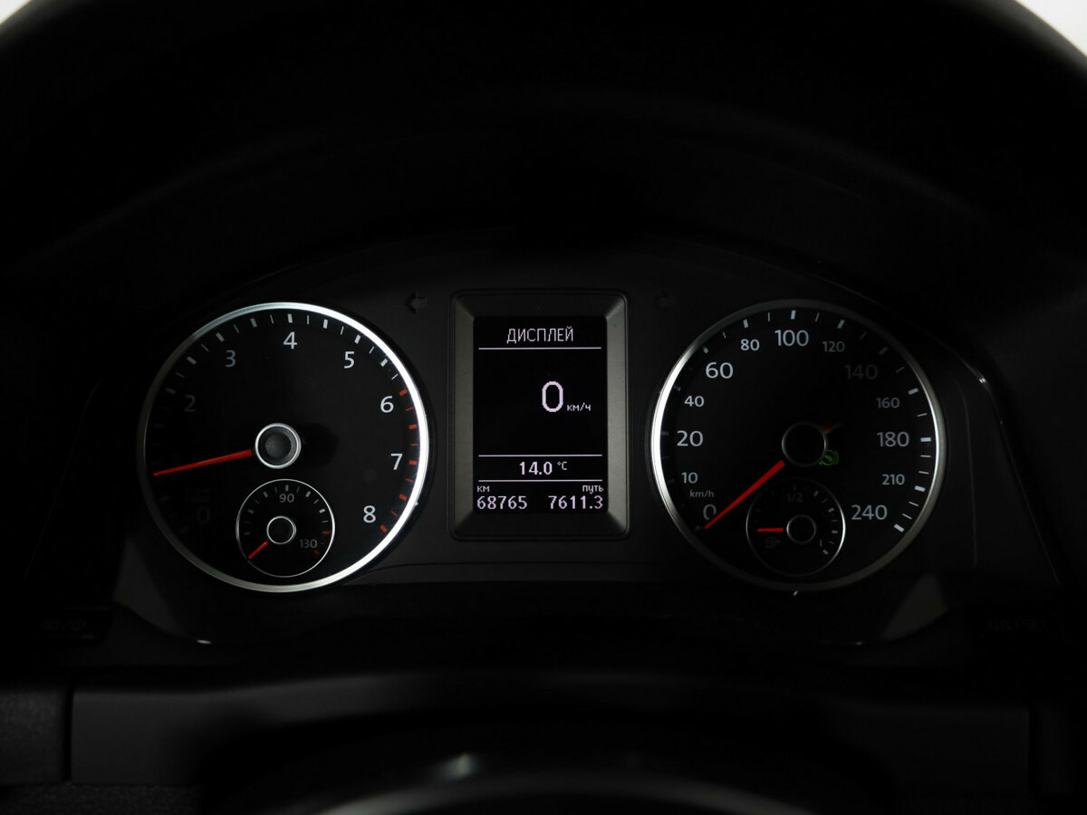 Volkswagen Tiguan б/у, 2016, Автоматическая. Фото: #19