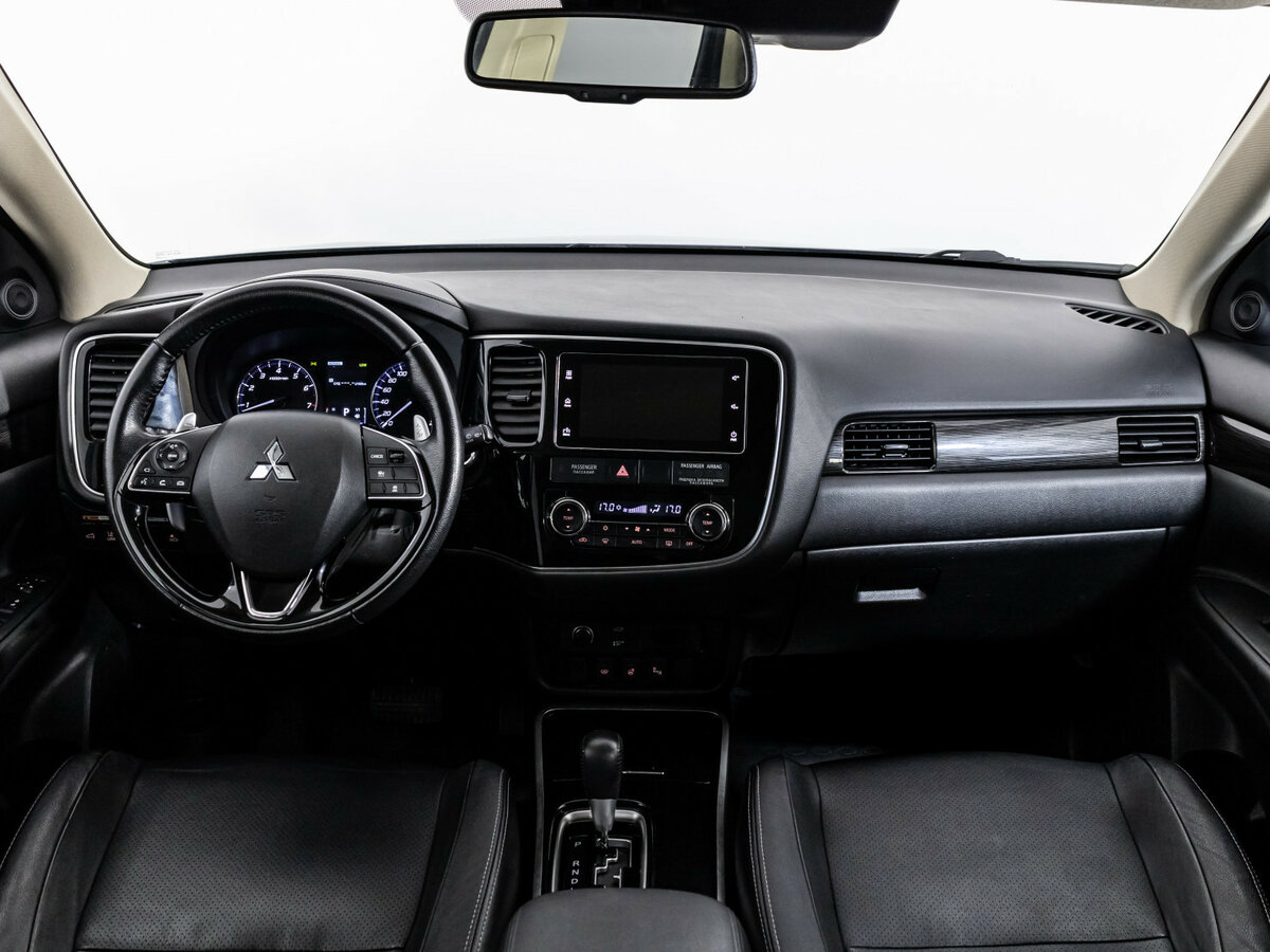 Mitsubishi Outlander б/у, 2018, Автоматическая. Фото: #7