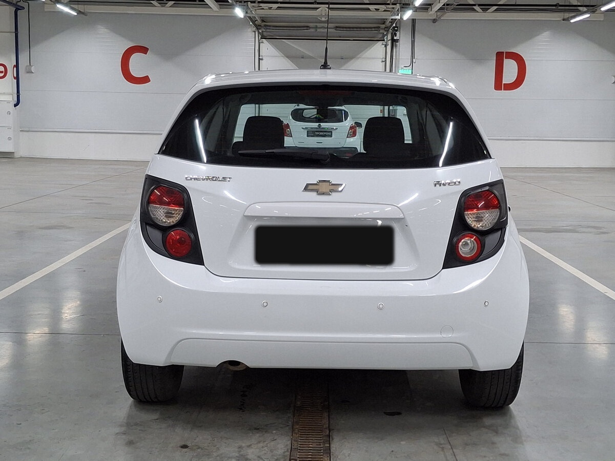 Chevrolet Aveo б/у, 2015, Автоматическая. Фото: #5