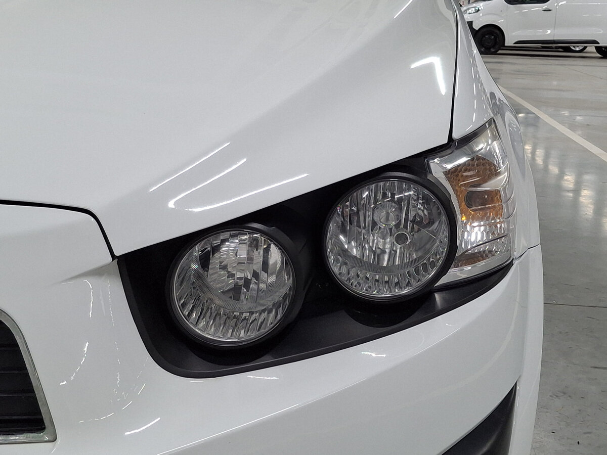 Chevrolet Aveo б/у, 2015, Автоматическая. Фото: #15