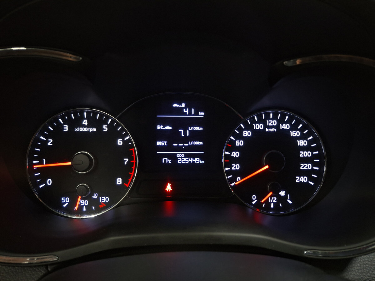 Kia Cerato б/у, 2019, Механическая. Фото: #11