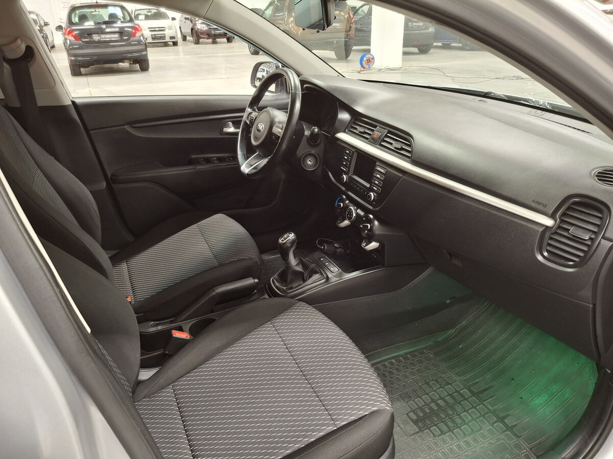 Kia Rio б/у, 2017, Механическая. Фото: #10