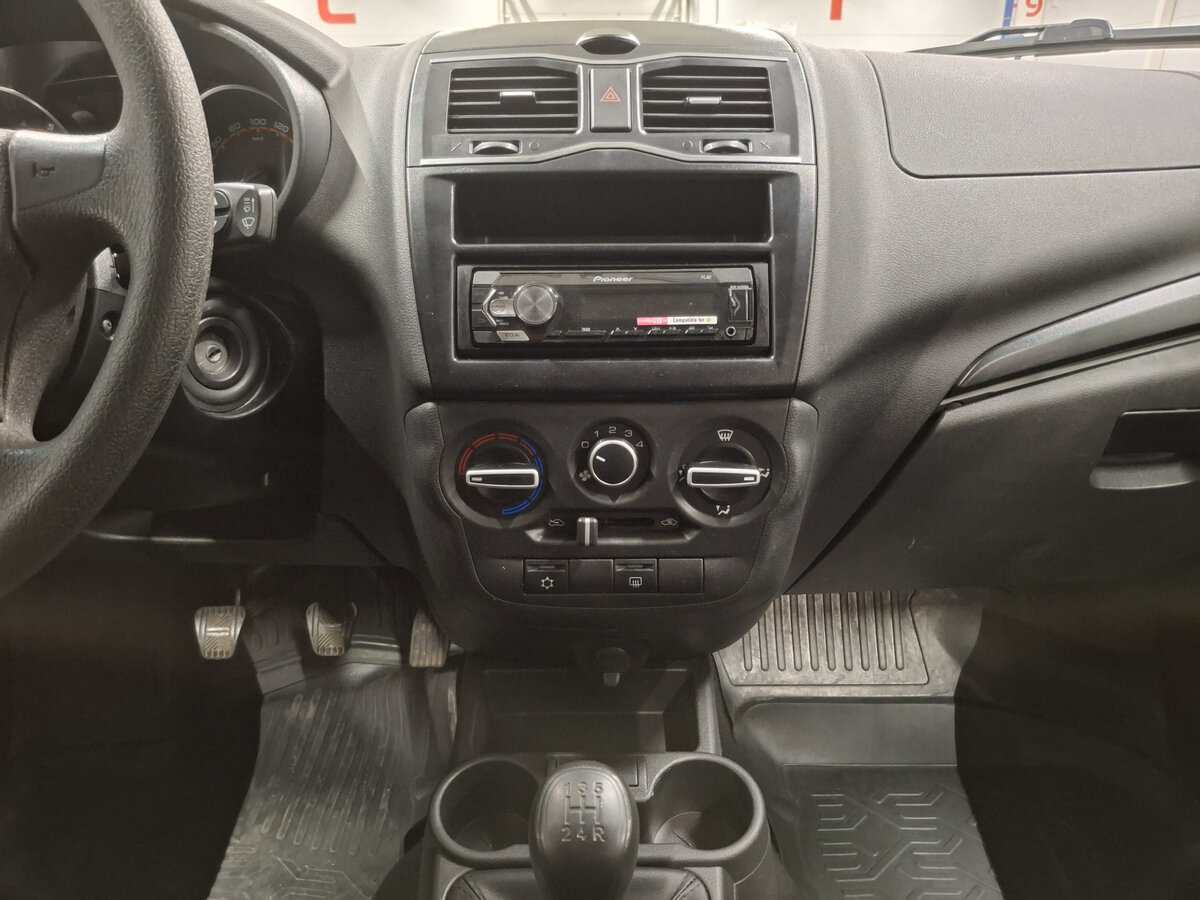 Lada (ВАЗ) Granta б/у, 2022, Механическая. Фото: #14