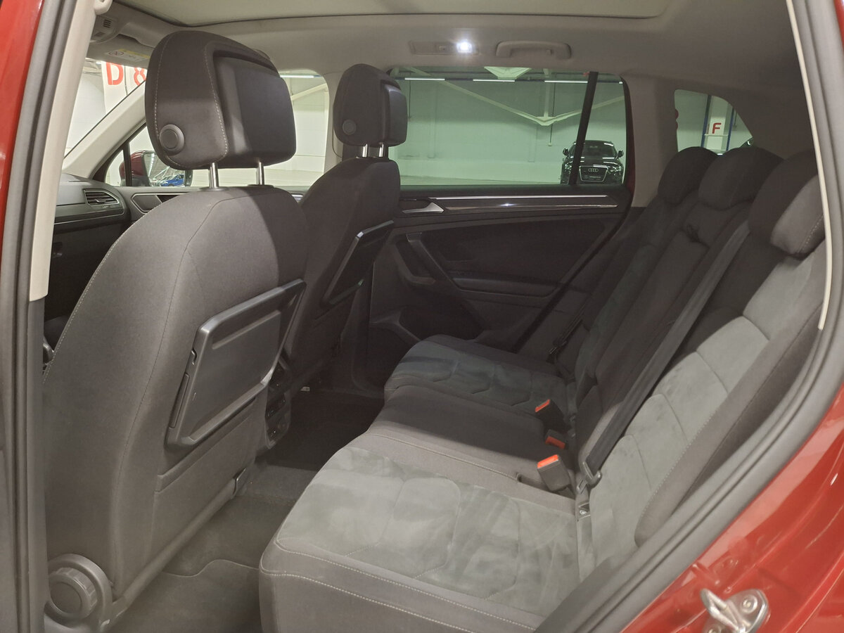 Volkswagen Tiguan б/у, 2018, Роботизированная. Фото: #11