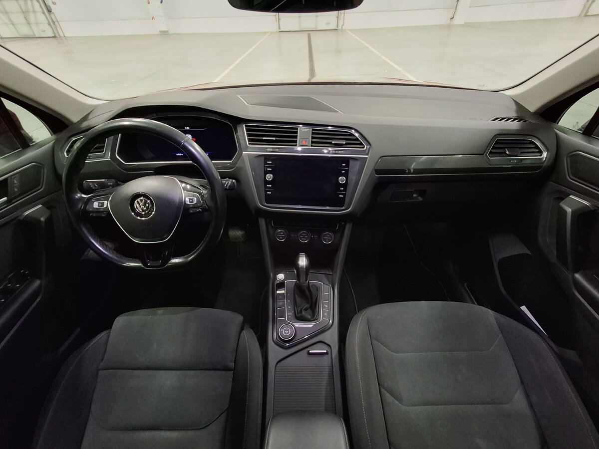 Volkswagen Tiguan б/у, 2018, Роботизированная. Фото: #13