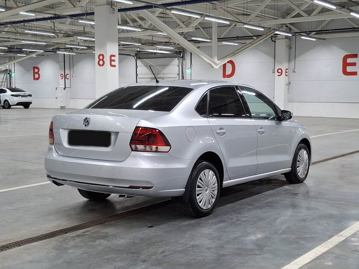 Volkswagen Polo б/у, 2016, Автоматическая. Фото: #4