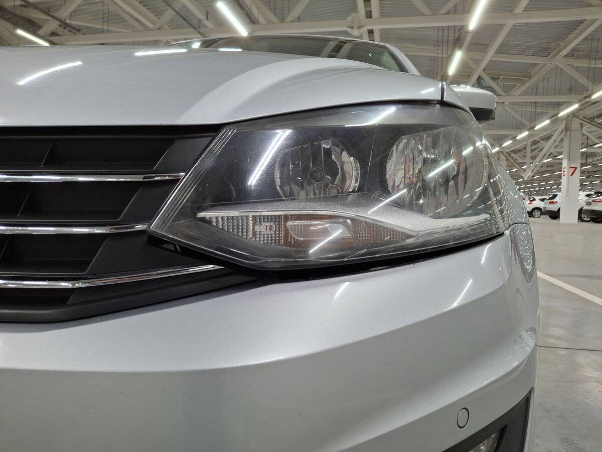 Volkswagen Polo б/у, 2016, Автоматическая. Фото: #16