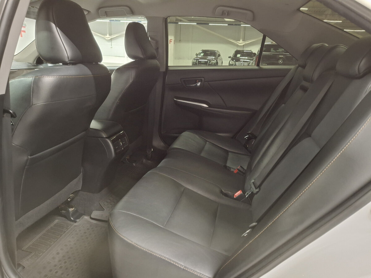 Toyota Camry б/у, 2015, Автоматическая. Фото: #11
