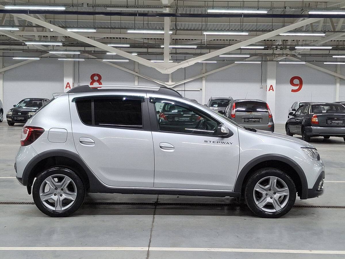 Renault Sandero б/у, 2021, Механическая. Фото: #3