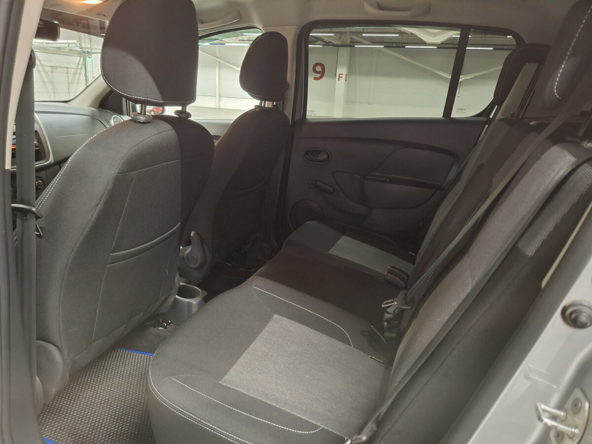 Renault Sandero б/у, 2021, Механическая. Фото: #11