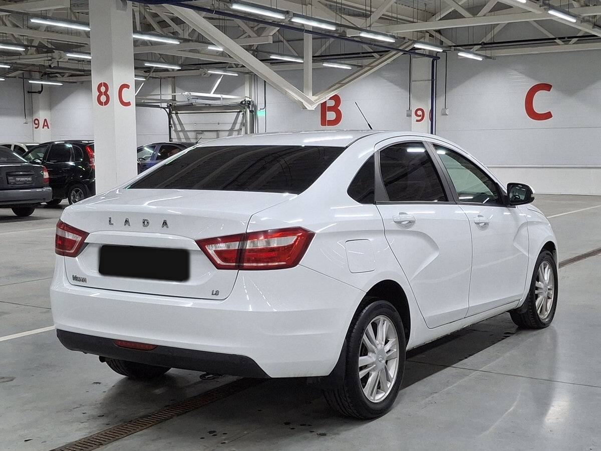 Lada (ВАЗ) Vesta б/у, 2017, Механическая. Фото: #4