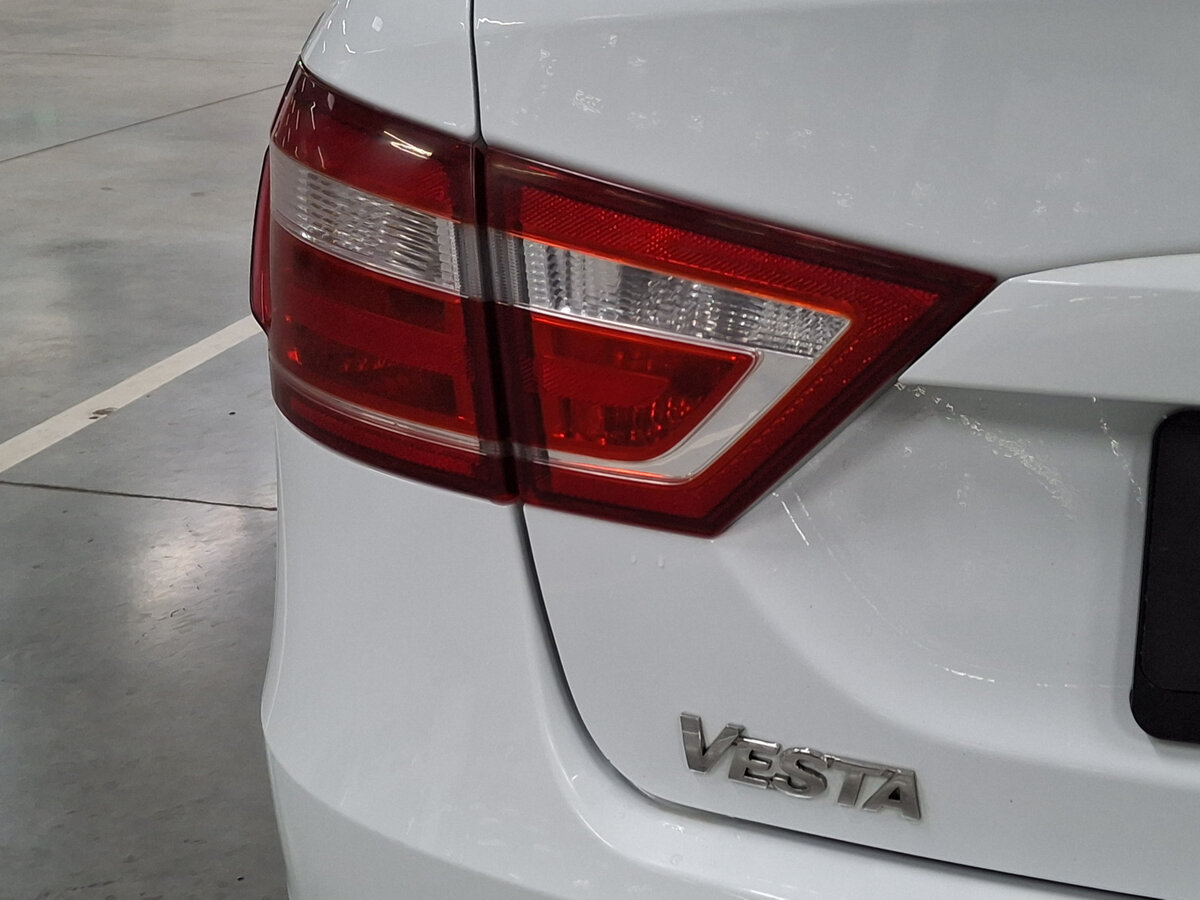 Lada (ВАЗ) Vesta б/у, 2017, Механическая. Фото: #8