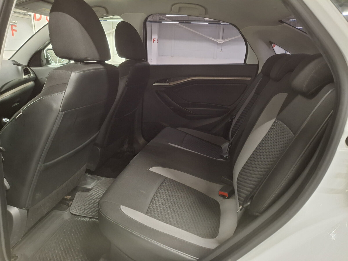 Lada (ВАЗ) Vesta б/у, 2017, Механическая. Фото: #11