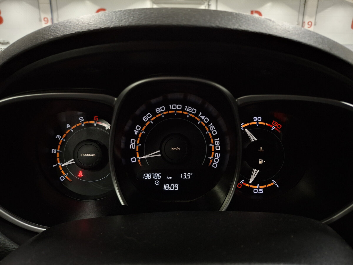 Lada (ВАЗ) Vesta б/у, 2017, Механическая. Фото: #12