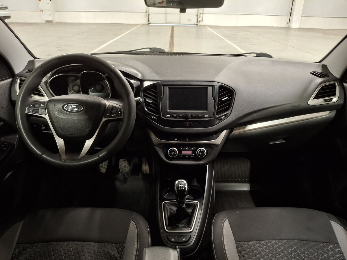 Lada (ВАЗ) Vesta б/у, 2017, Механическая. Фото: #13