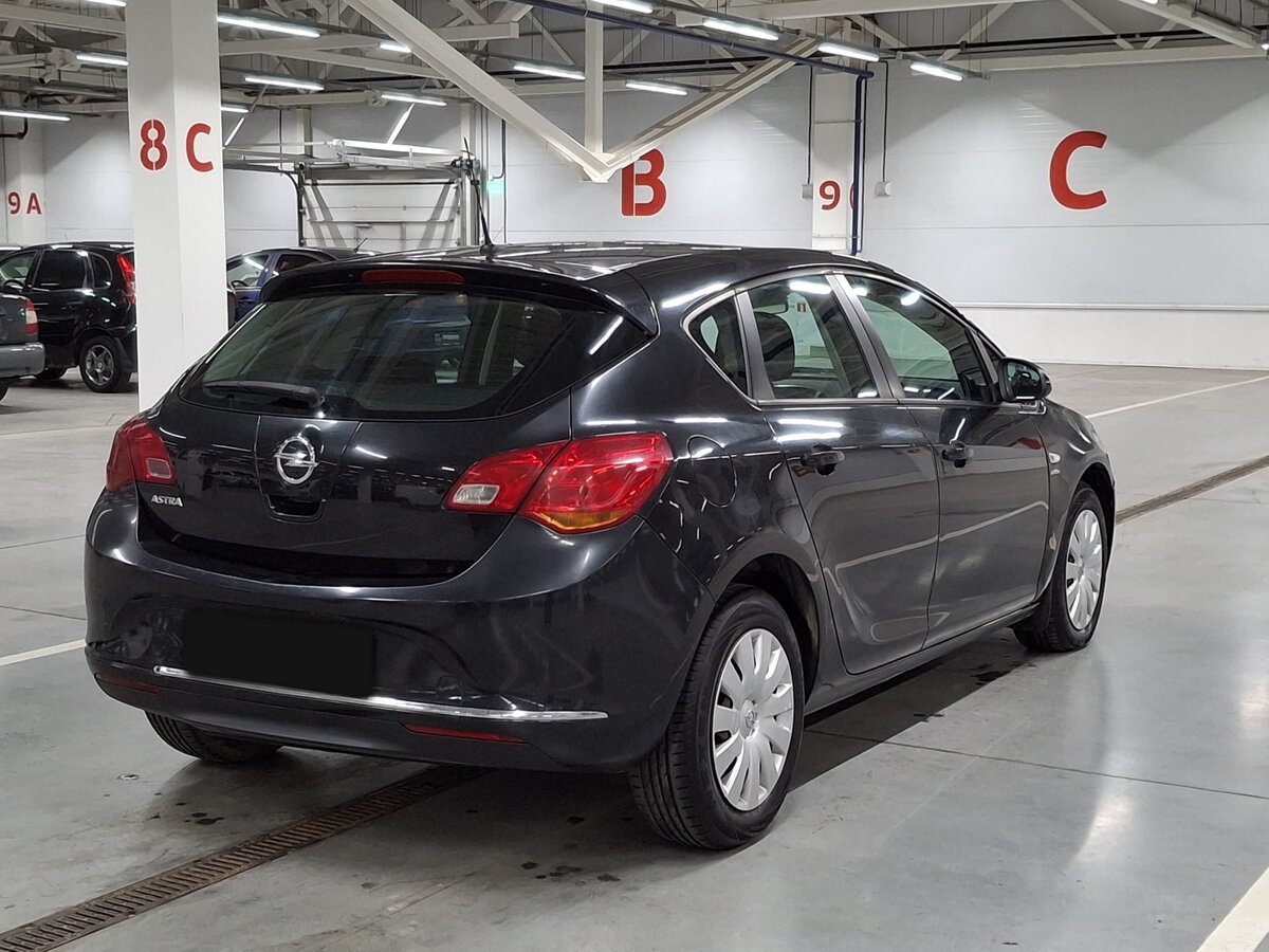 Opel Astra б/у, 2013, Автоматическая. Фото: #4