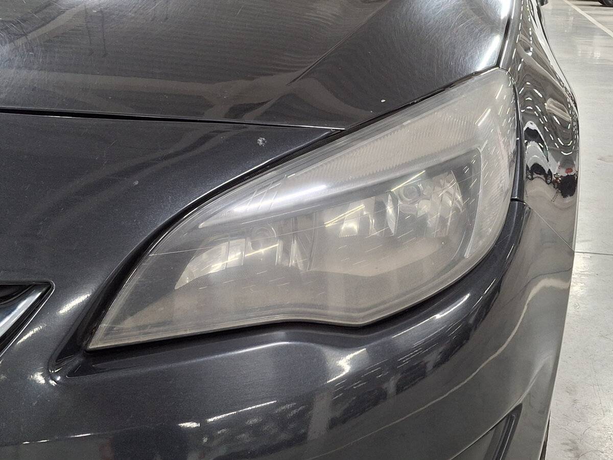 Opel Astra б/у, 2013, Автоматическая. Фото: #15