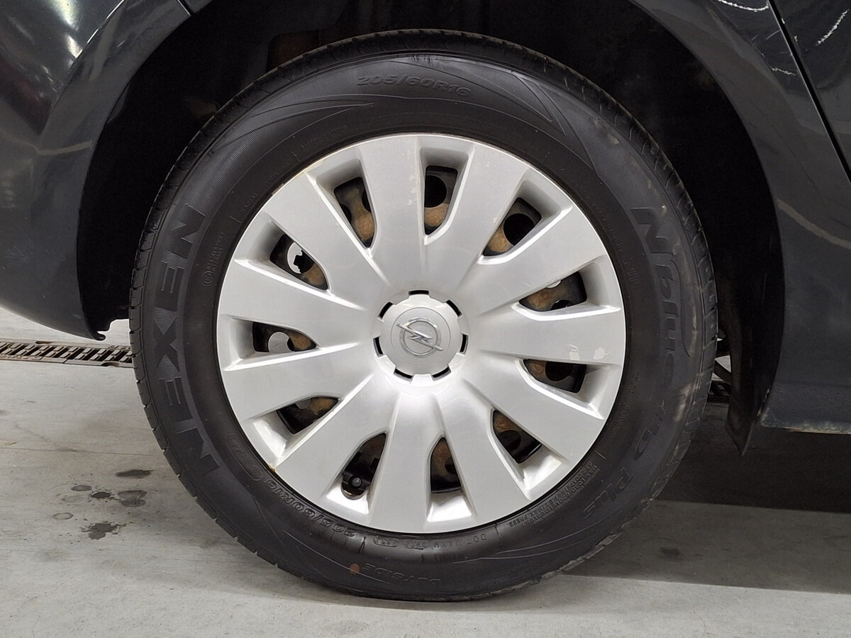 Opel Astra б/у, 2013, Автоматическая. Фото: #16