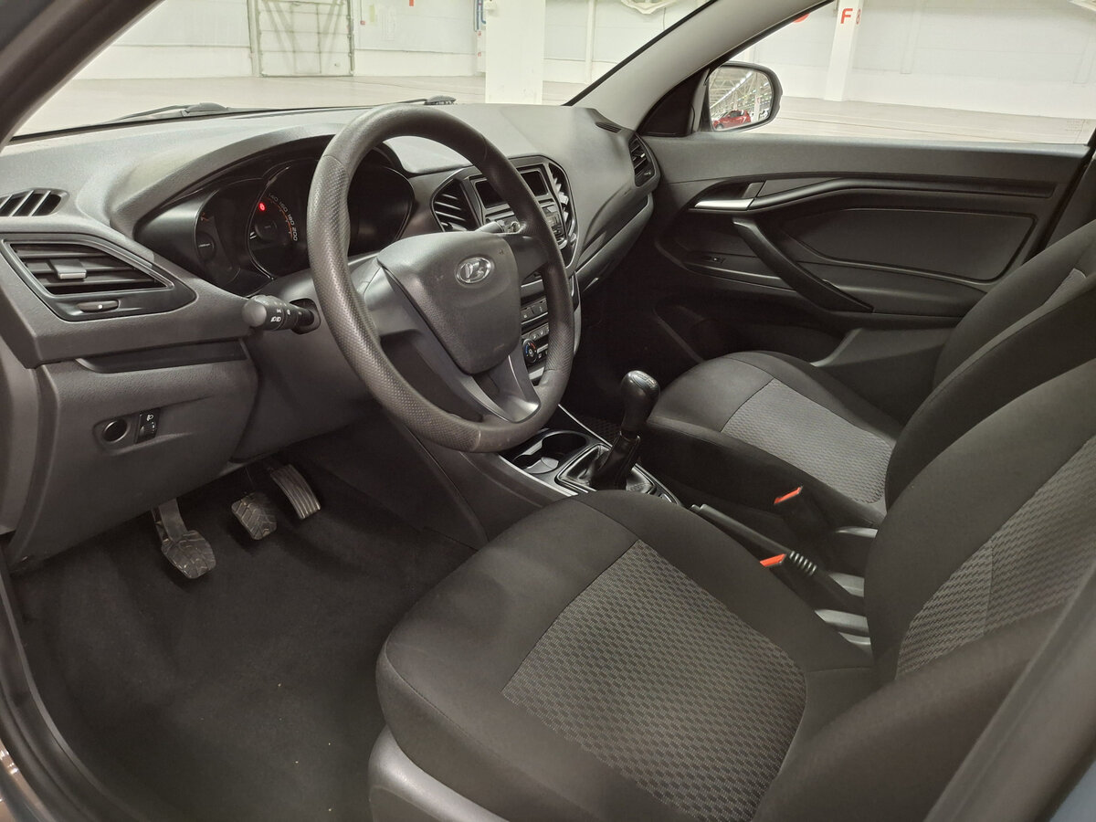 Lada (ВАЗ) Vesta б/у, 2019, Механическая. Фото: #15