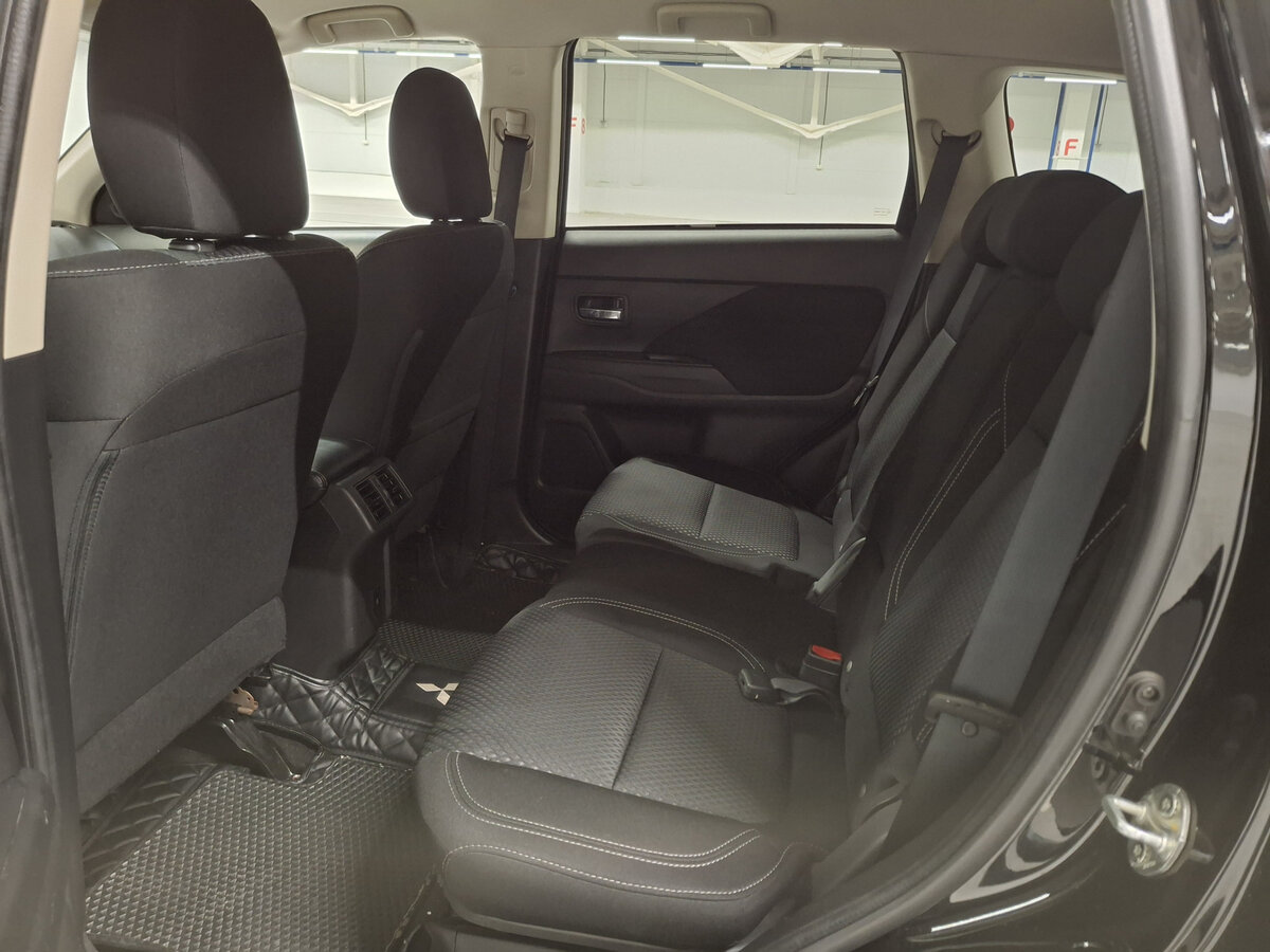 Mitsubishi Outlander б/у, 2020, Вариатор. Фото: #11