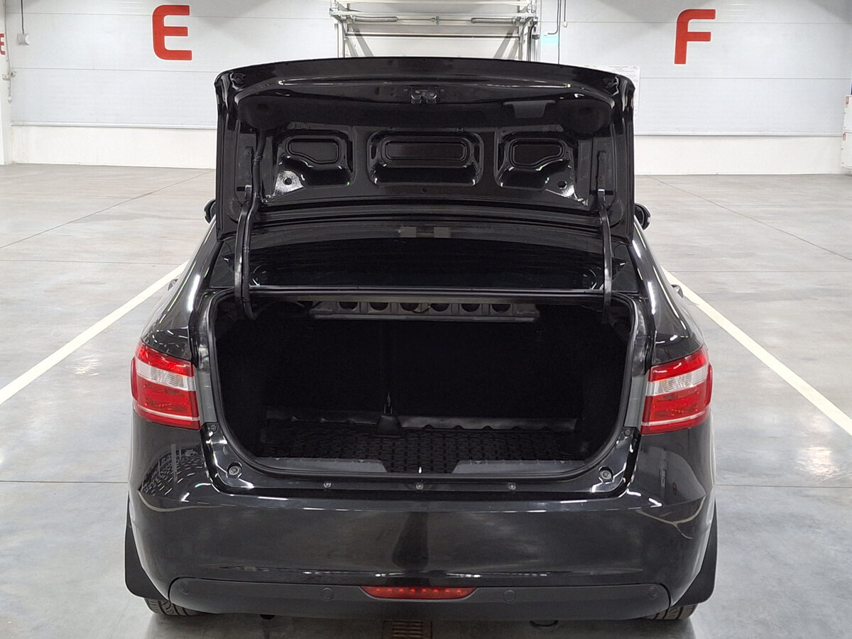 Lada (ВАЗ) Vesta б/у, 2018, Механическая. Фото: #9