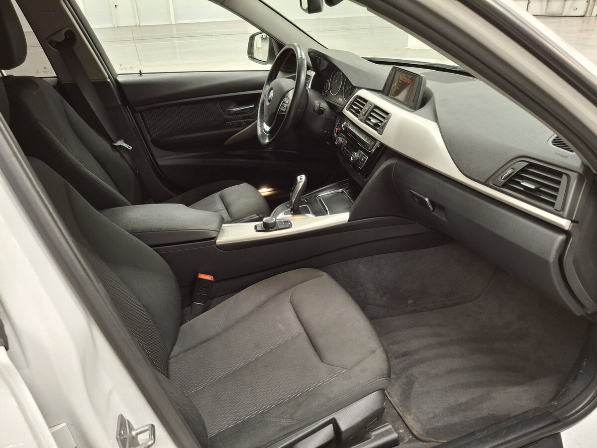 BMW 3 серии б/у, 2015, Автоматическая. Фото: #9