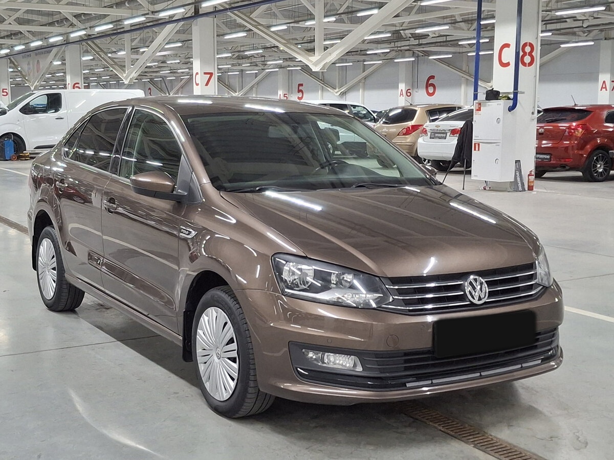 Volkswagen Polo б/у, 2018, Автоматическая. Фото: #2