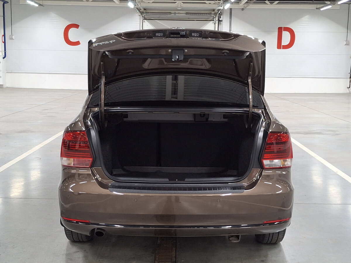 Volkswagen Polo б/у, 2018, Автоматическая. Фото: #9