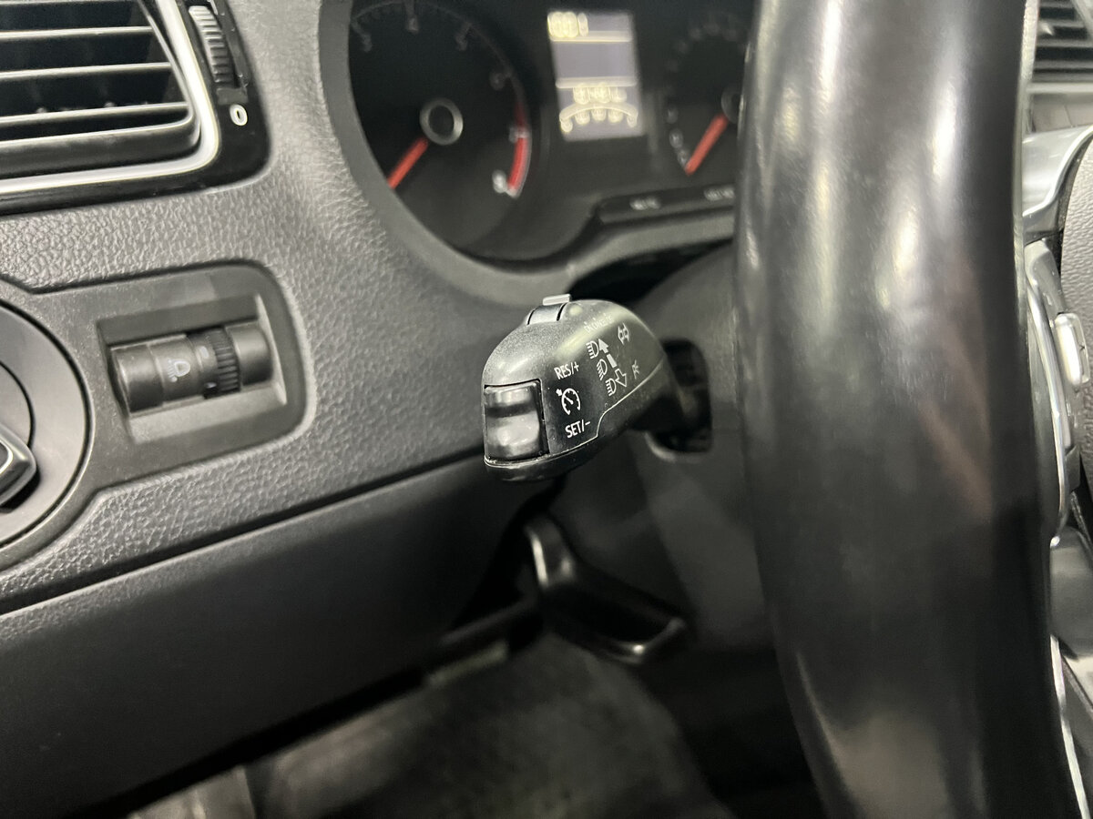 Volkswagen Polo б/у, 2018, Автоматическая. Фото: #18