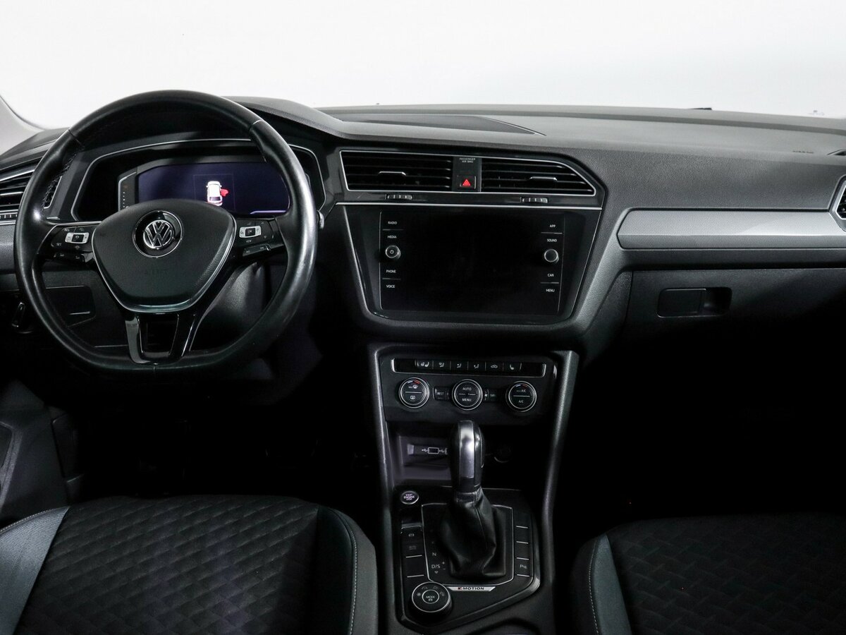 Volkswagen Tiguan б/у, 2020, Роботизированная. Фото: #9