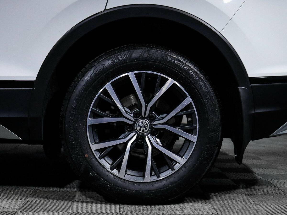 Volkswagen Tiguan б/у, 2020, Роботизированная. Фото: #11